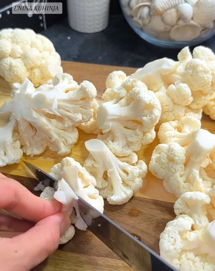 Enina Kuhinja - Zapečeni karfiol u rerni - Priprema karfiola