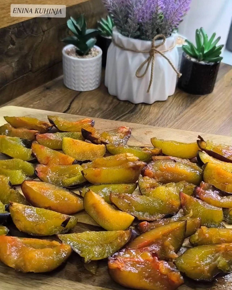 Enina Kuhinja - Brzi kolac sa sljivama - Priprema sastojaka