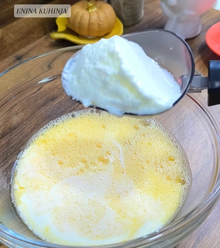 1 – Enina Kuhinja – Zapečene palačinke – Priprema sastojaka Enina Kuhinja - Zapečene palačinke - Priprema sastojaka