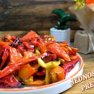 Enina Kuhinja - Salata sa pečenim paprikama