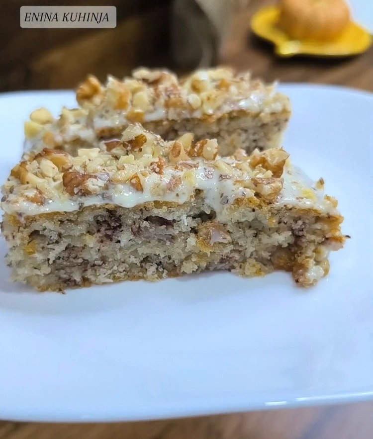 Enina Kuhinja - Posni kolač sa bananom - Glazura i finalni dodir