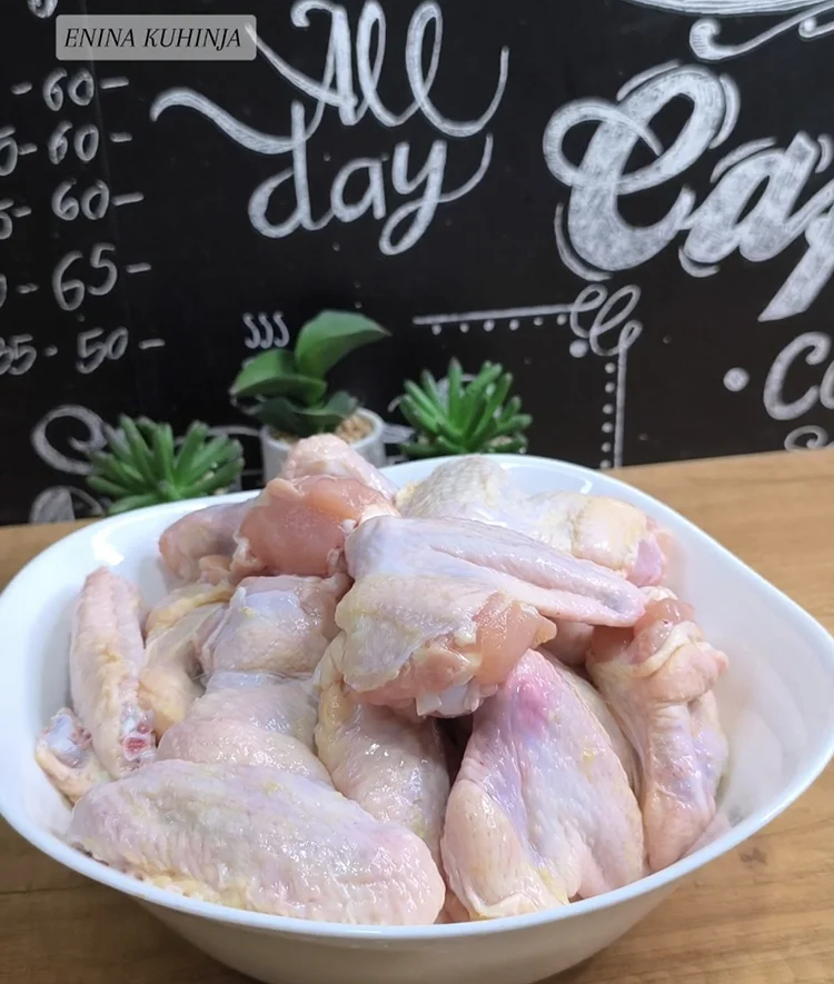 Enina Kuhinja - Pileca Krilca - Priprema pilećih krilca
