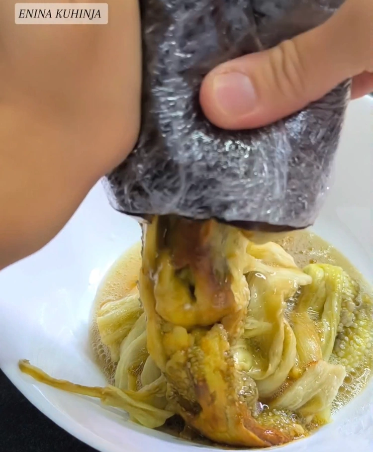 Enina Kuhinja - Przeni patlidzan i paradajz - Pečenje i priprema povrća