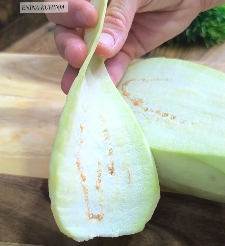 Enina Kuhinja - Patlidzan salata - Priprema sastojaka