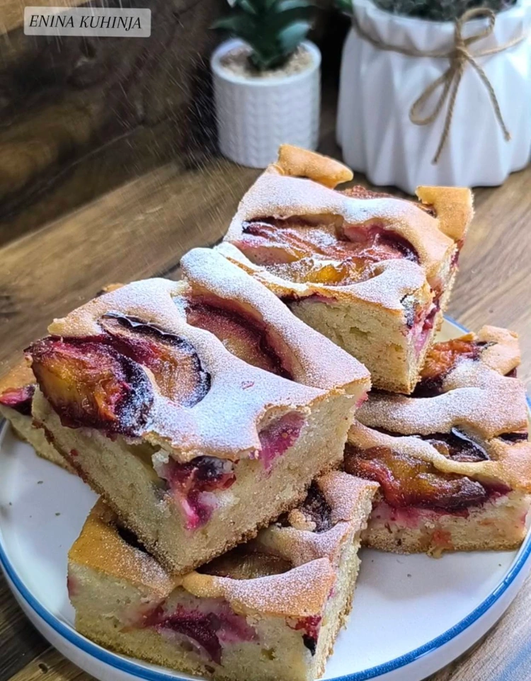 Enina Kuhinja - Brzi kolac sa sljivama - Posluživanje