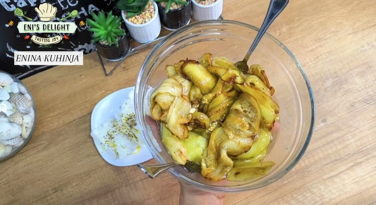 Enina Kuhinja - Patlidzan salata