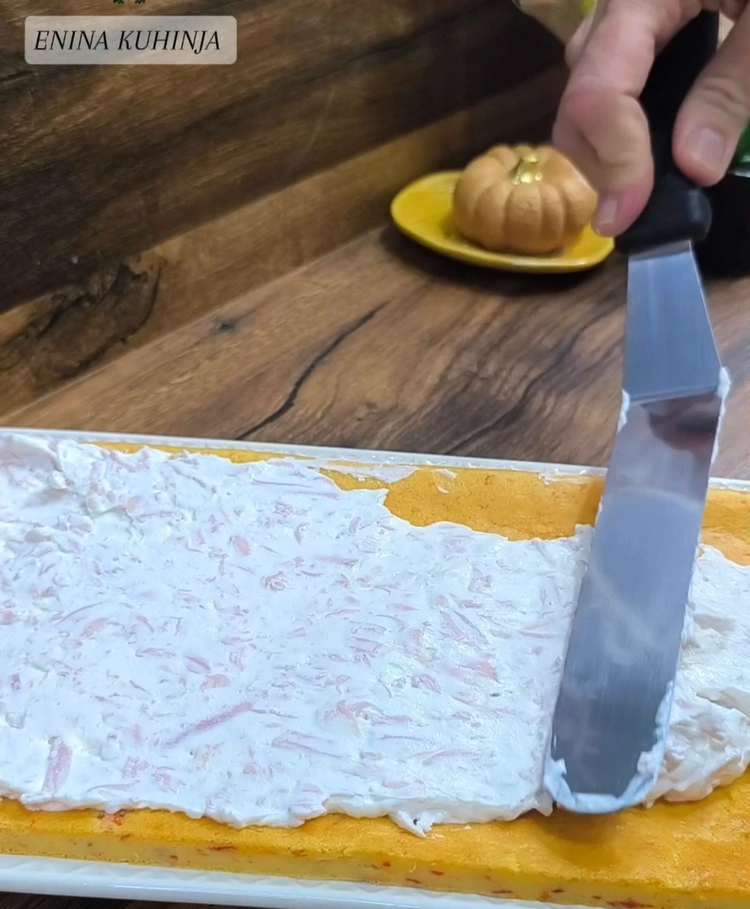 Enina Kuhinja - Slana Torta u slojevima - Priprema fila