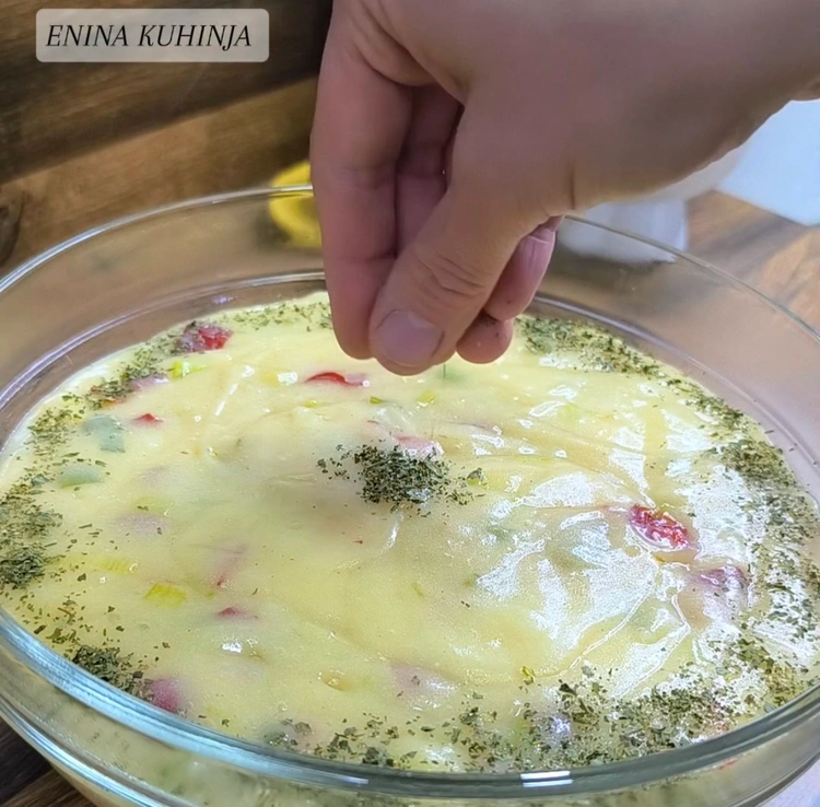 Enina Kuhinja - Posna krompir salata - Završni detalji