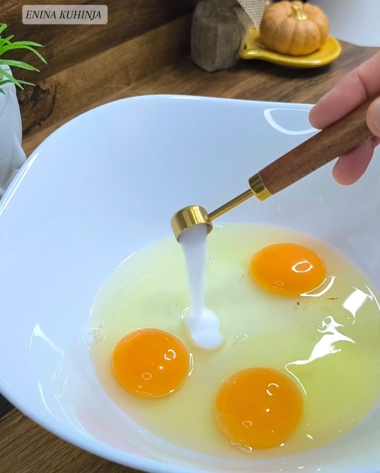 Enina Kuhinja - Najmekša proja sa sirom i spanaćem - Mućenje