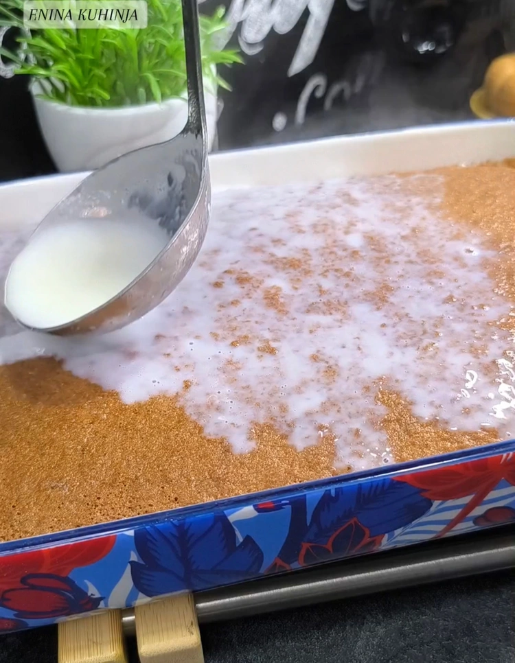 Enina Kuhinja - Frizerski kolač - Prelivanje