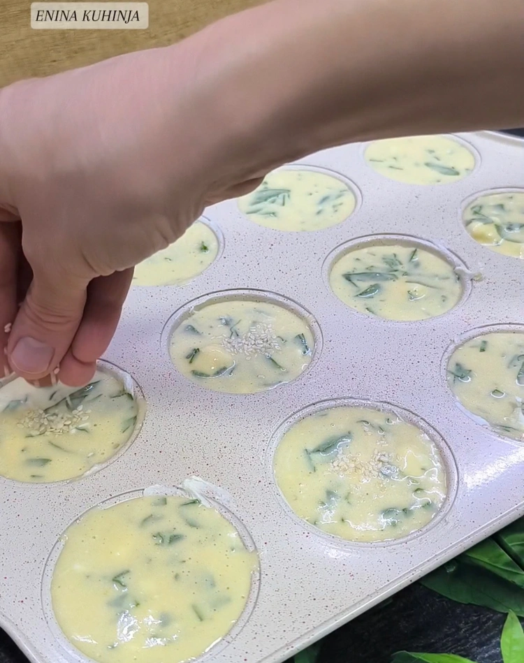 Enina Kuhinja - Najmekša proja sa sirom i spanaćem - Pečenje