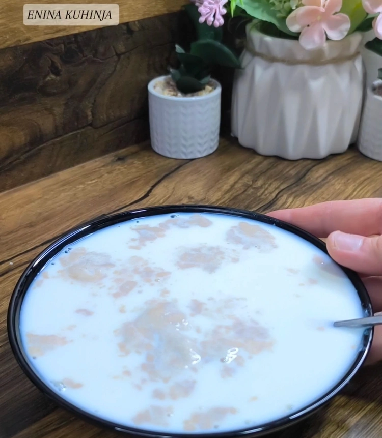 Enina Kuhinja - Uskršnja pogača - Priprema - Aktivacija kvasca