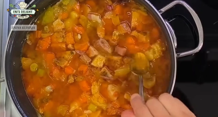 Enina Kuhinja - Sladak kupus - Zaprška i završnica