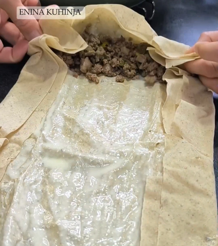 Enina Kuhinja - Rolat - Pita sa mesom - Filovanje i rolanje