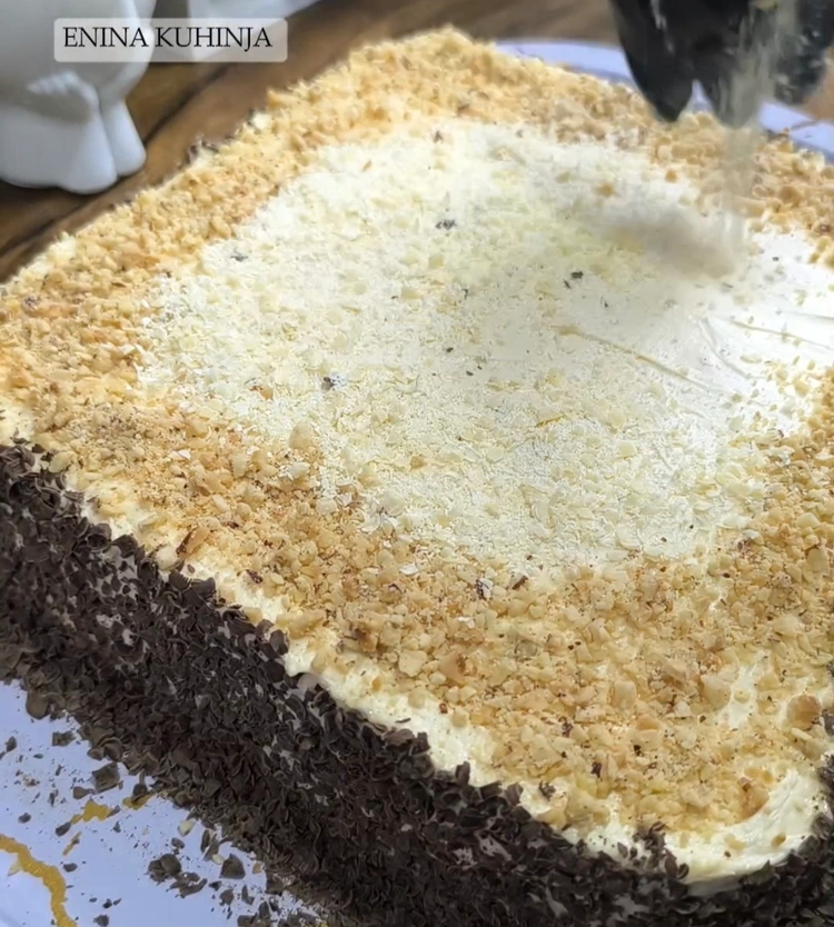 Enina Kuhinja - Egipćanka torta - Dekoracija i posluživanje